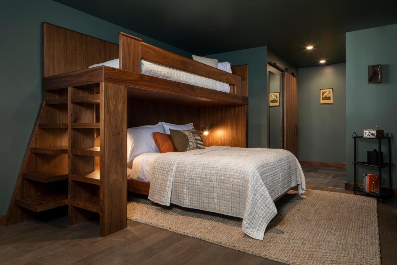 Marina Riviera Hotel Big Bear Lake
