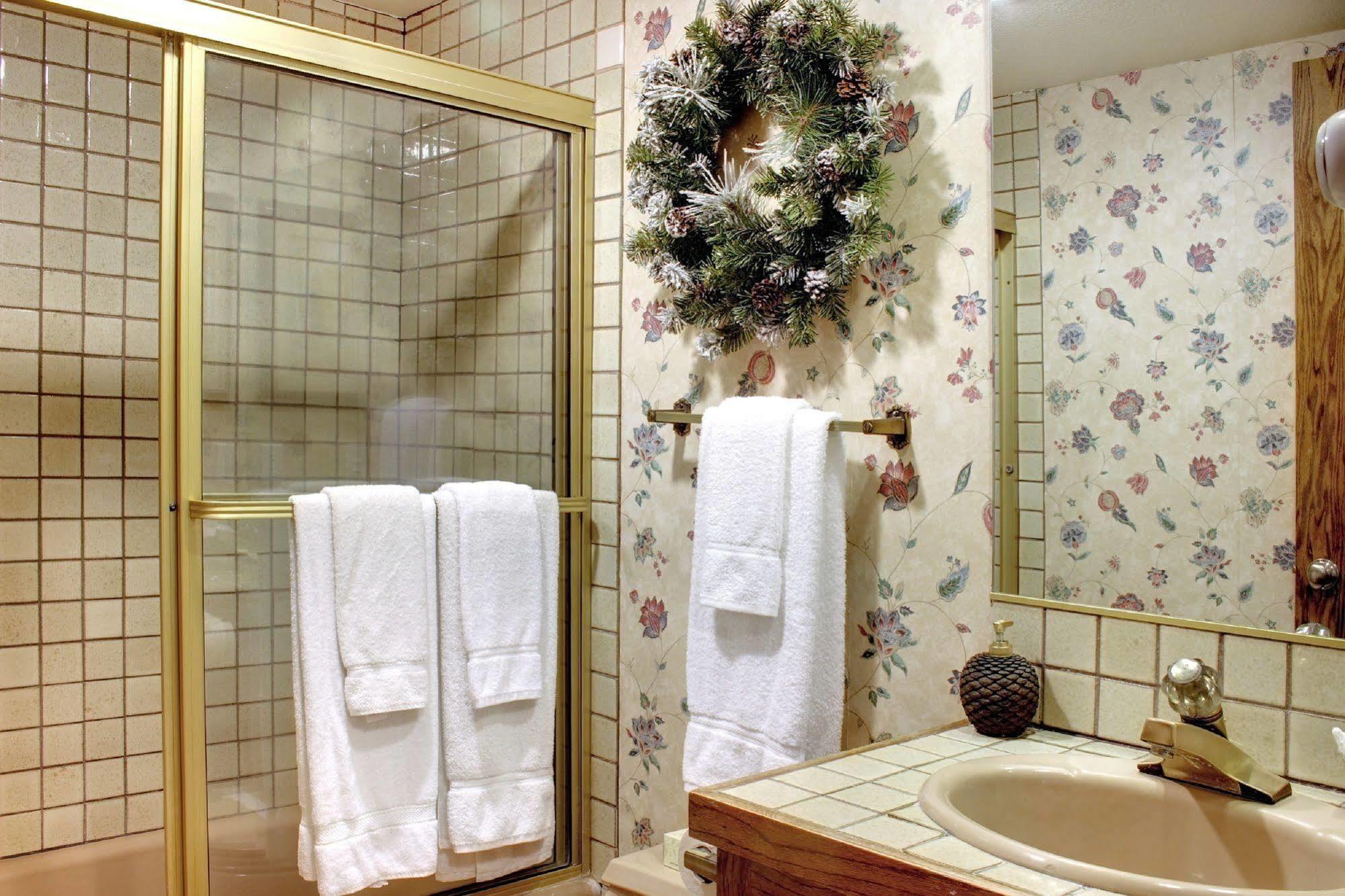 Marina Riviera Hotel Big Bear Lake
