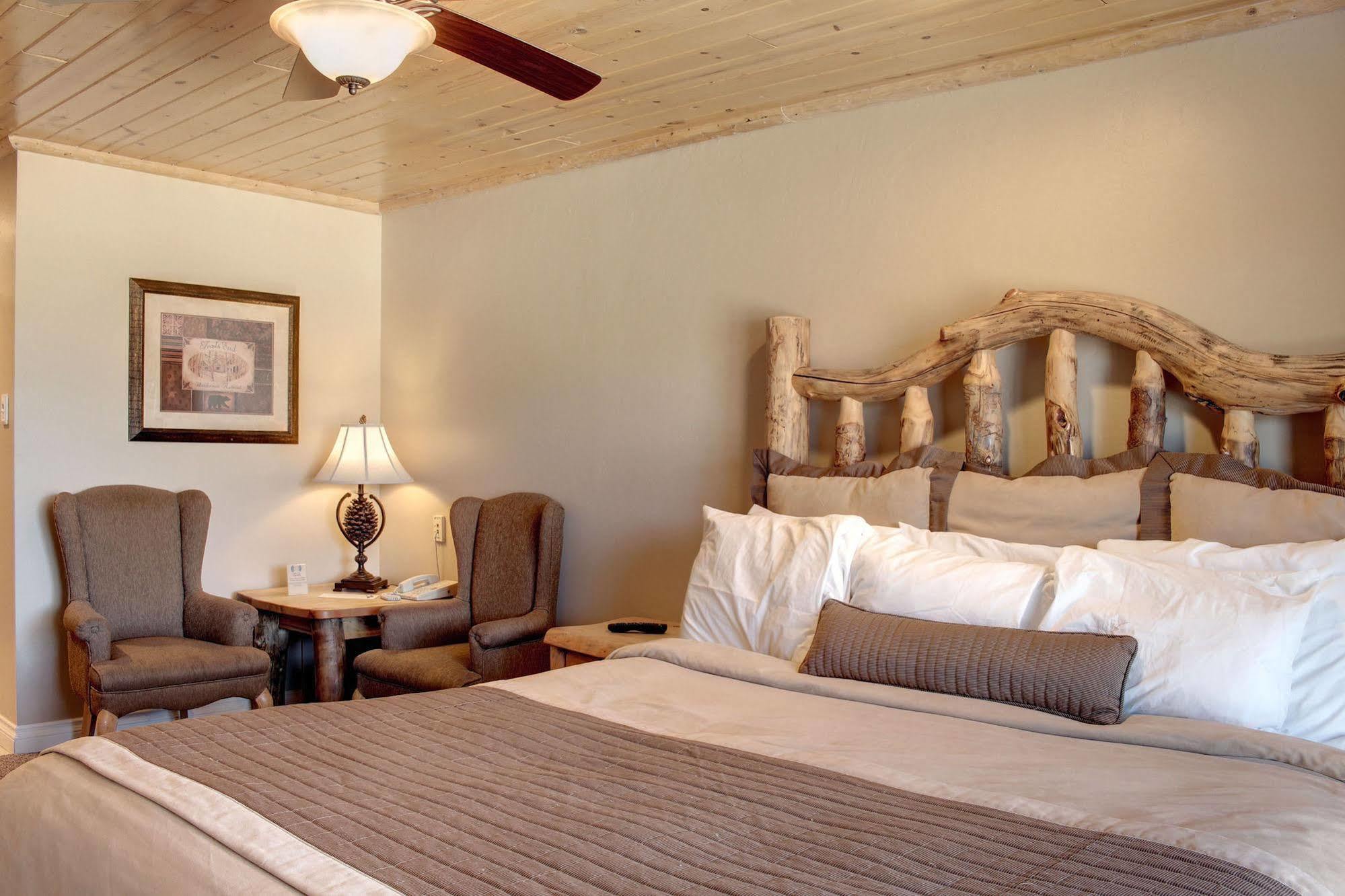 Marina Riviera 3* Big Bear Lake